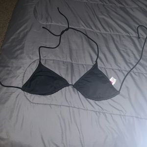 Black bikini top